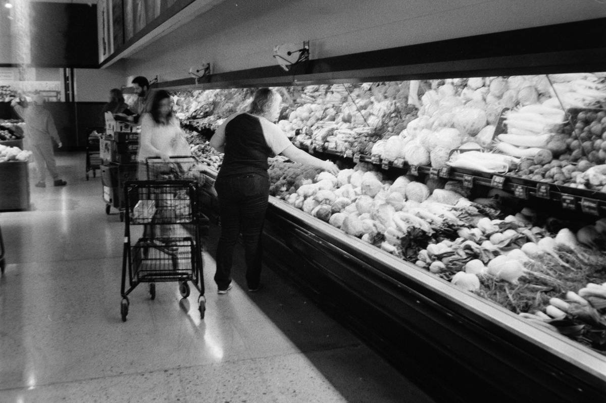 Why Your Weight Loss Journey Starts at Local Groceries—Not the Mega-Market Aisle