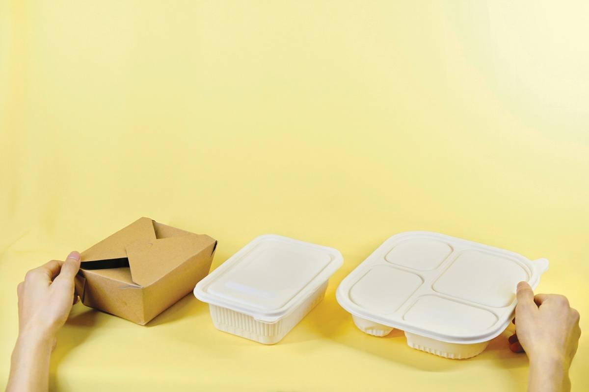 Infographic showing common takeout dishes with hidden calories: 'Grilled Chicken Sandwich' = 720 cal, 'Veggie Wrap' = 680 cal, 'Teriyaki Bowl' = 950 cal
